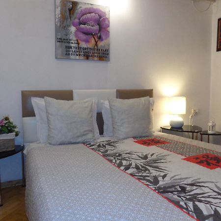 Zoya Apartment Burgas City Eksteriør billede